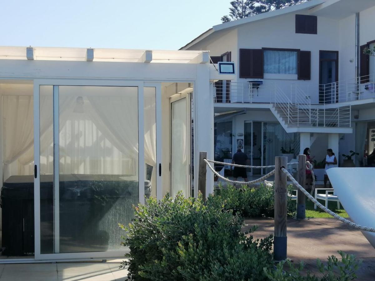 SUITEBEACH b&b&resort Marsala Eksteriør bilde