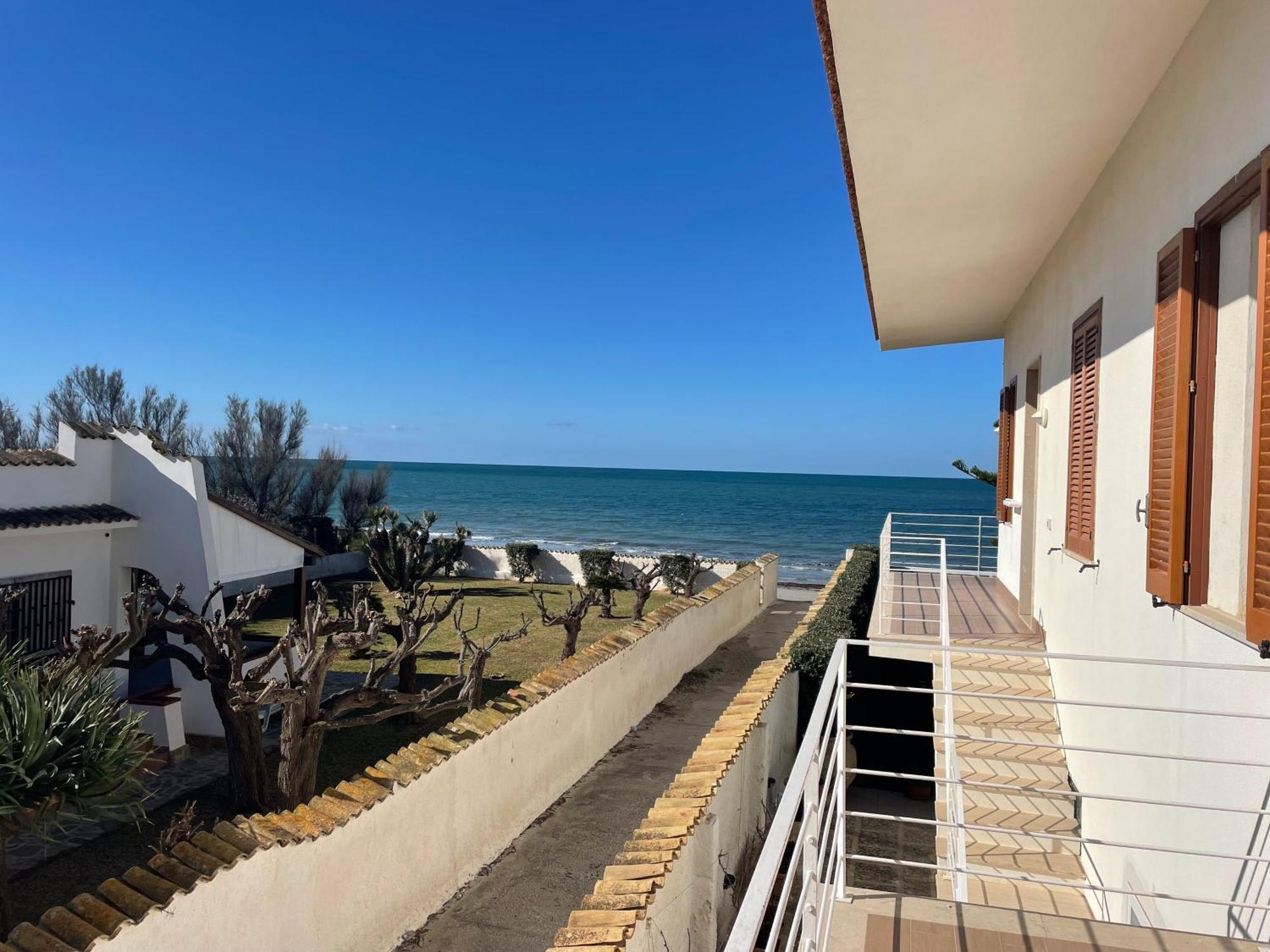 SUITEBEACH b&b&resort Marsala Eksteriør bilde